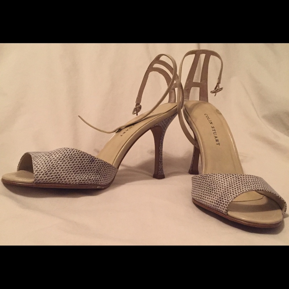Colin Stewart Beige textured heel